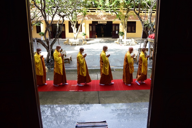 Lễ truyền giới Sa di Phương Trượng